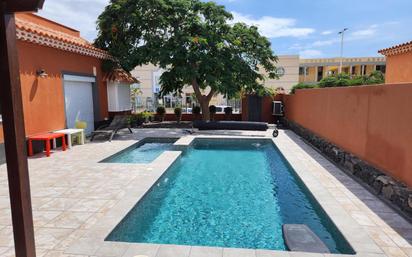 Swimming pool of House or chalet for sale in Adeje  with Air Conditioner, Terrace and Community pool