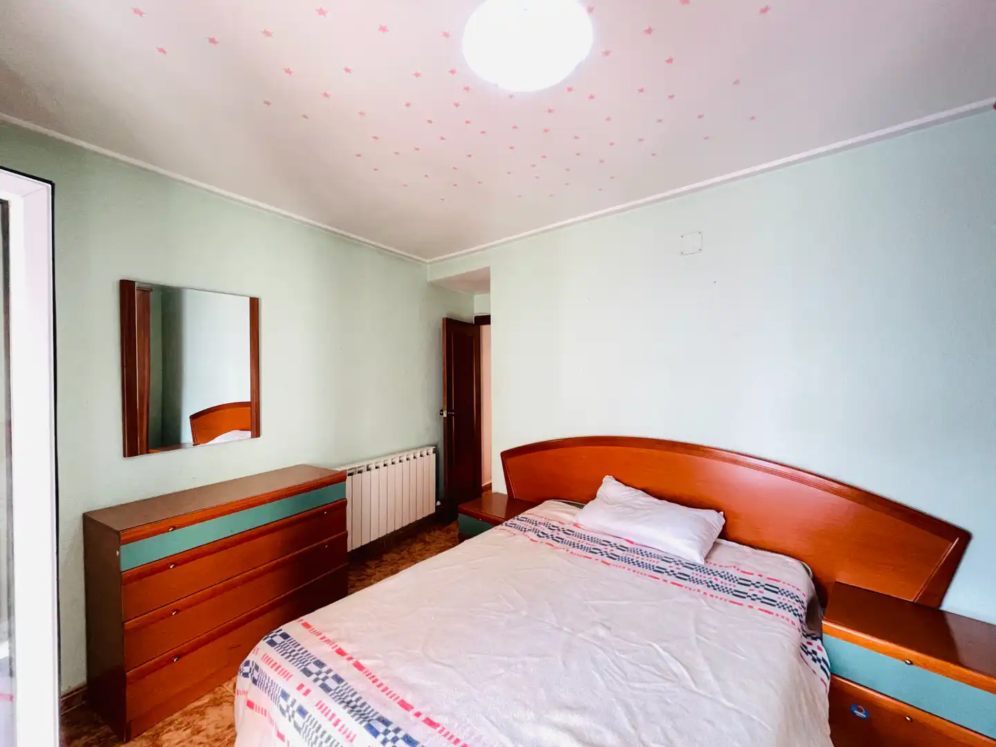 Habitación de Piso en venta en Zaragoza con Aire acondicionado, Calefacción y Amueblado