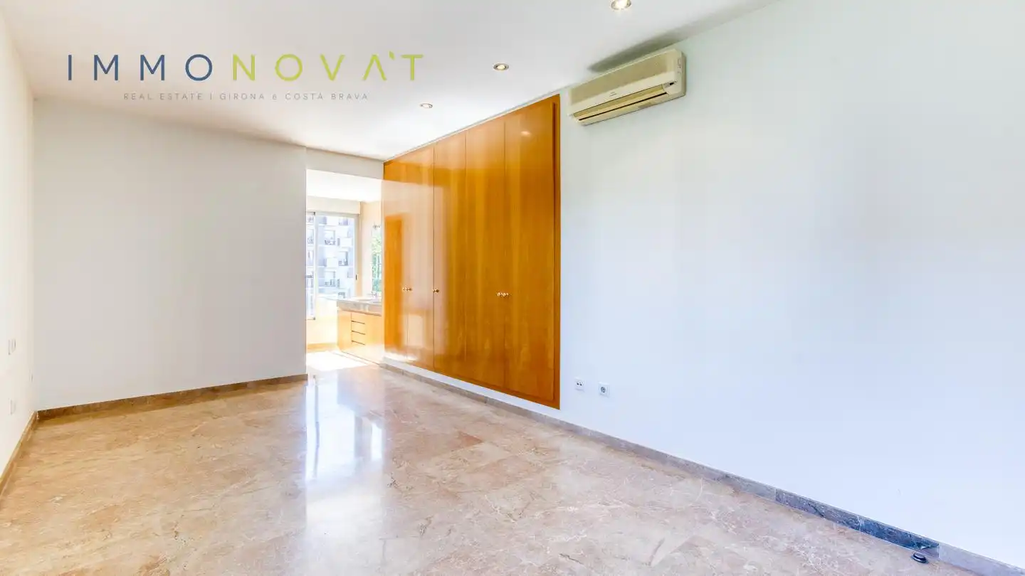 Bedroom of Flat for sale in Eixample Sud – Migdia