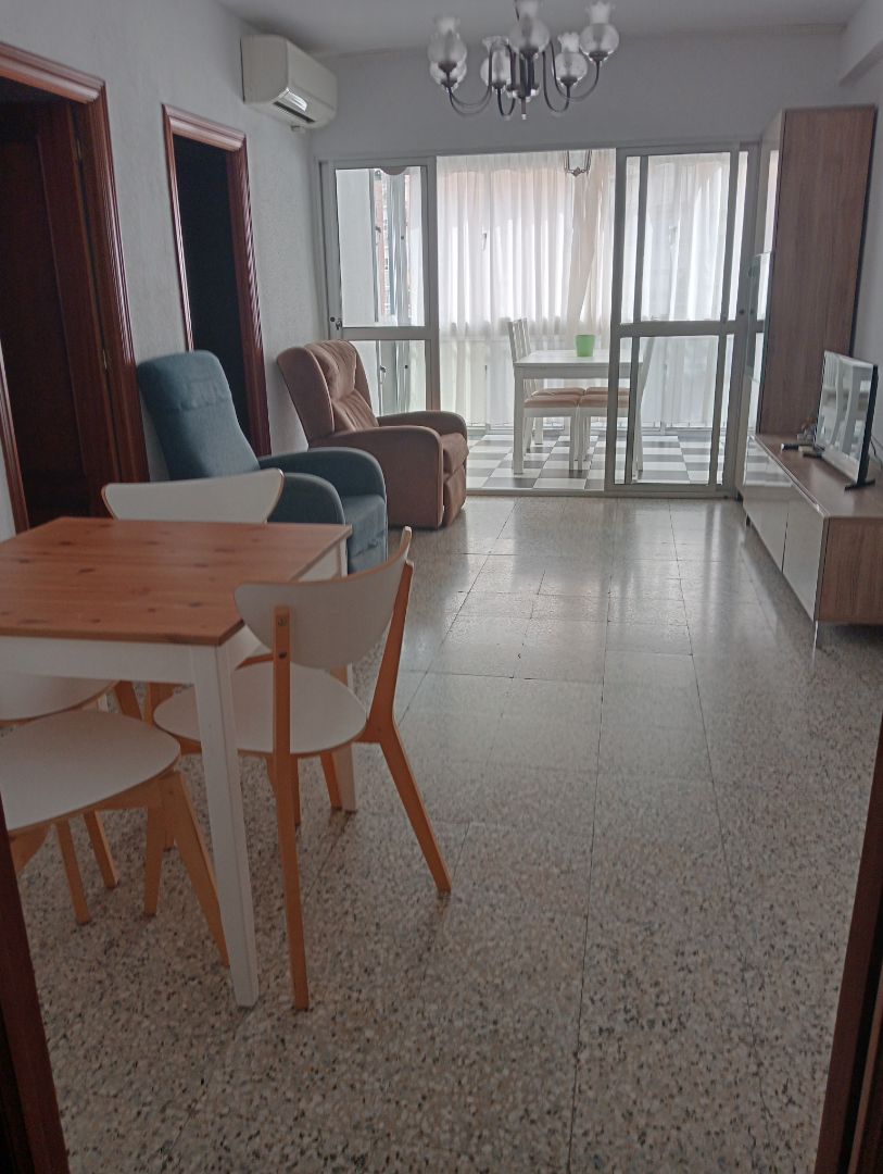 Menjador de Pis de lloguer en Málaga Capital amb Terrassa, Moblat i Forn