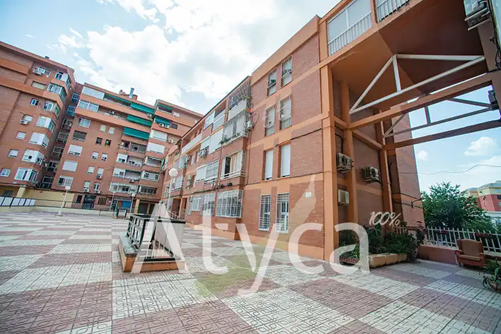 Vista exterior de Pis de lloguer en Córdoba amb Aire condicionat, Calefacció i Jardí privat