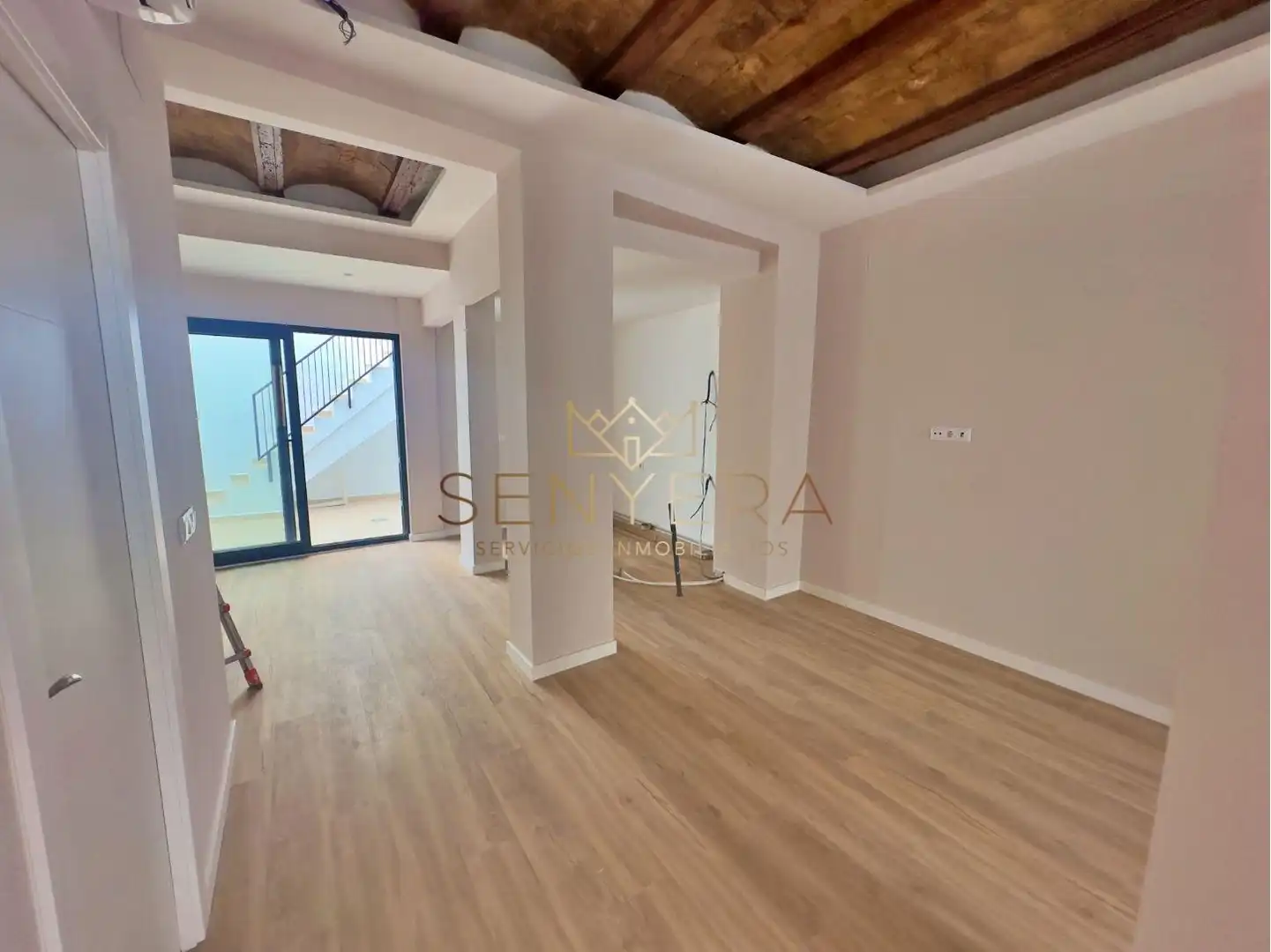 Casa adosada en venda en Valencia amb Aire condicionat, Parquet i Terrassa