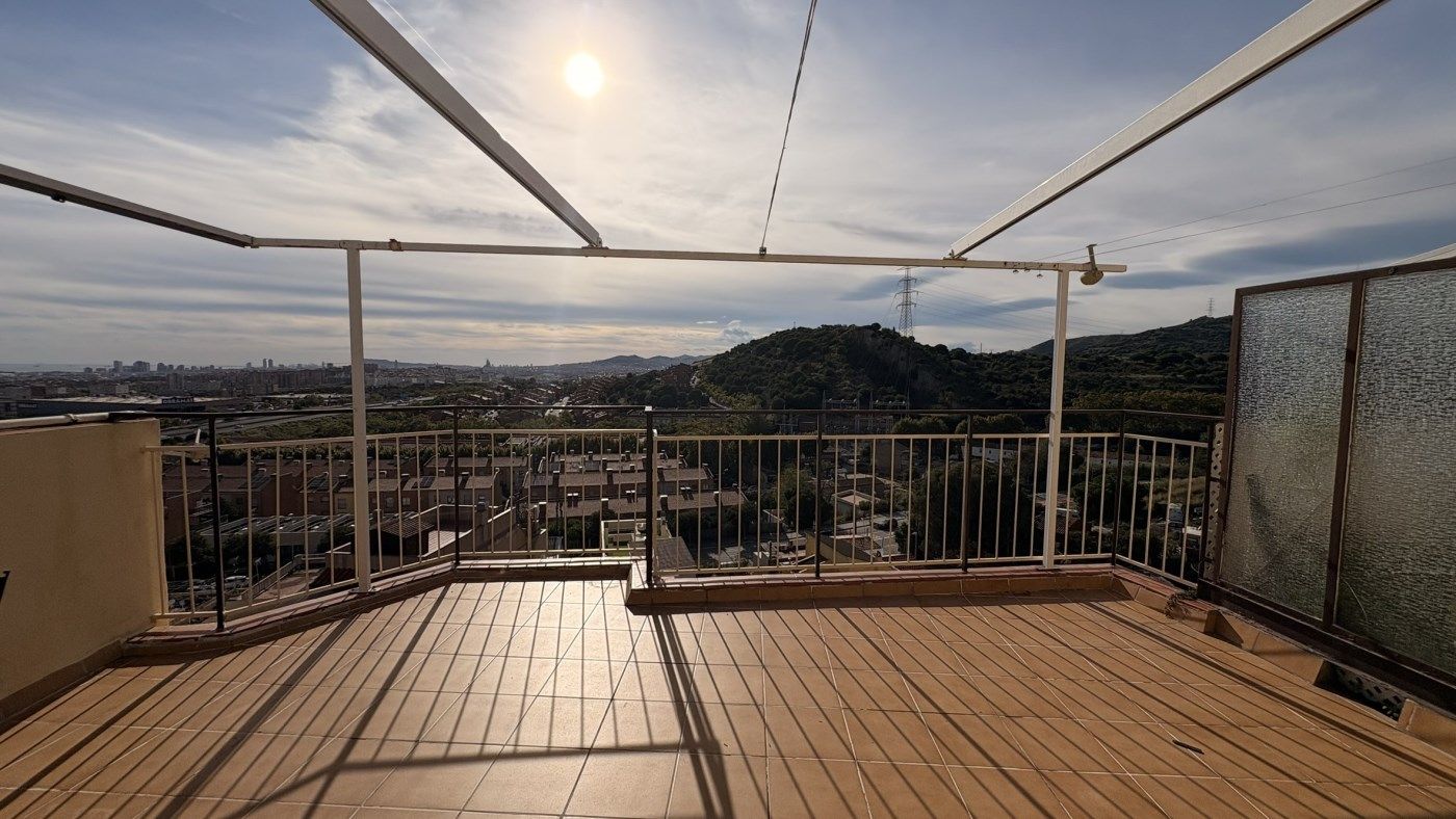 Terrace of Flat for sale in Badalona  with Air Conditioner, Heating and Terrace