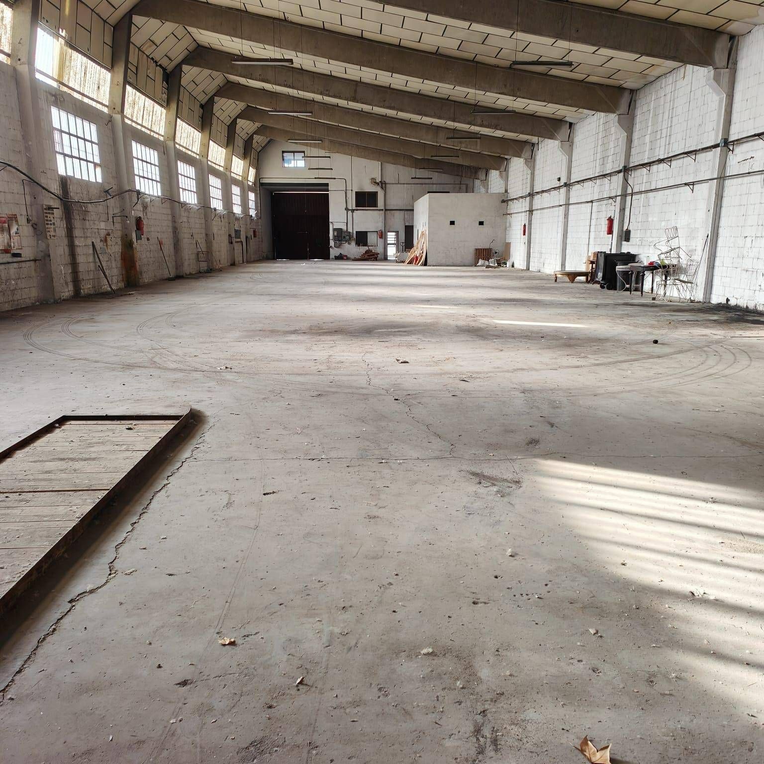 Nau industrial en venda en Coslada