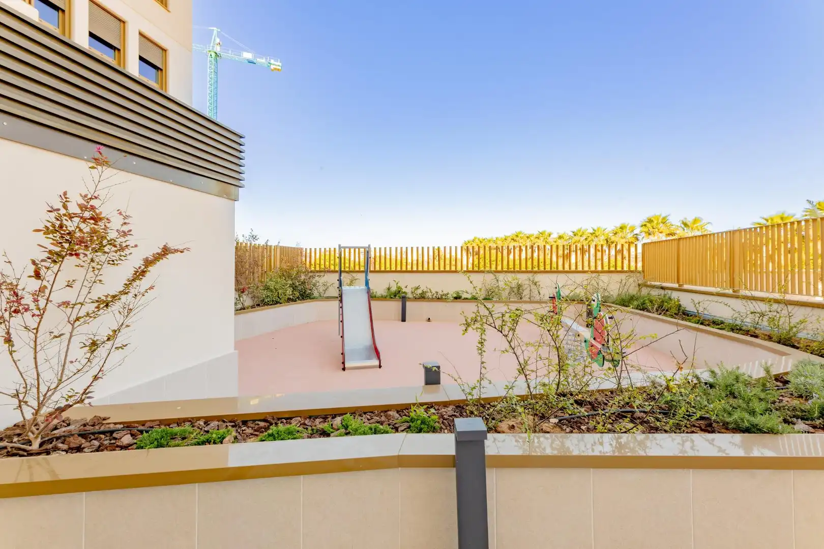 Terrasse von Wohnung zur Miete in Valencia mit Klimaanlage, Heizung und Privatgarten