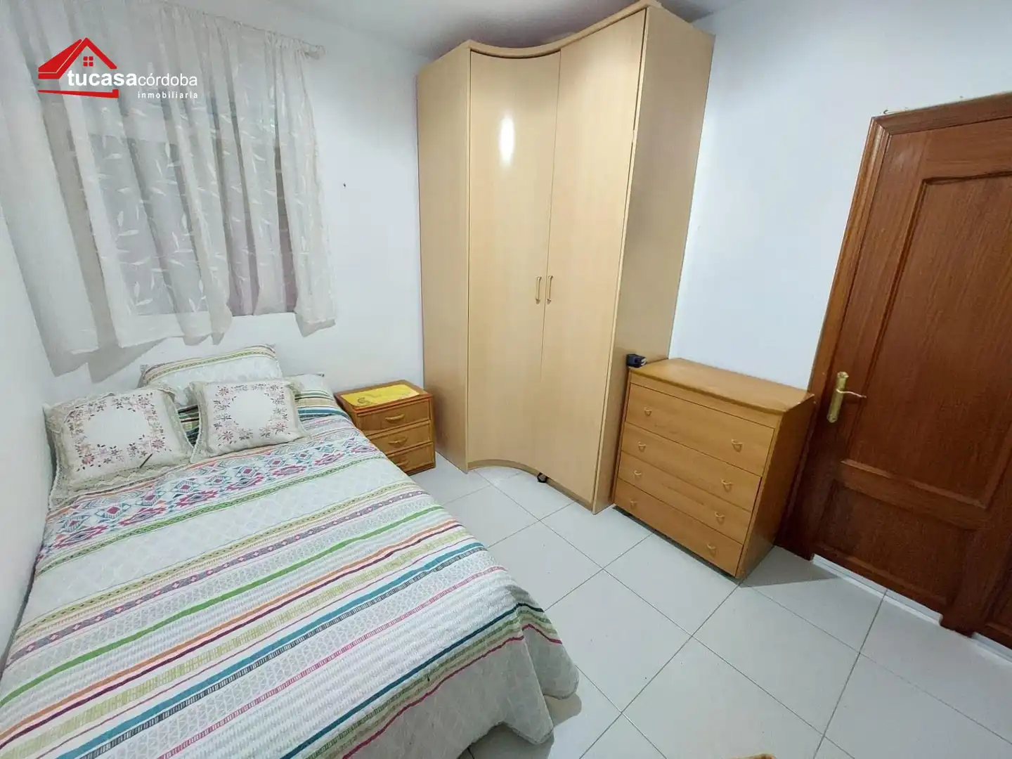 Habitación de Piso en venta en Córdoba con Terraza y Amueblado