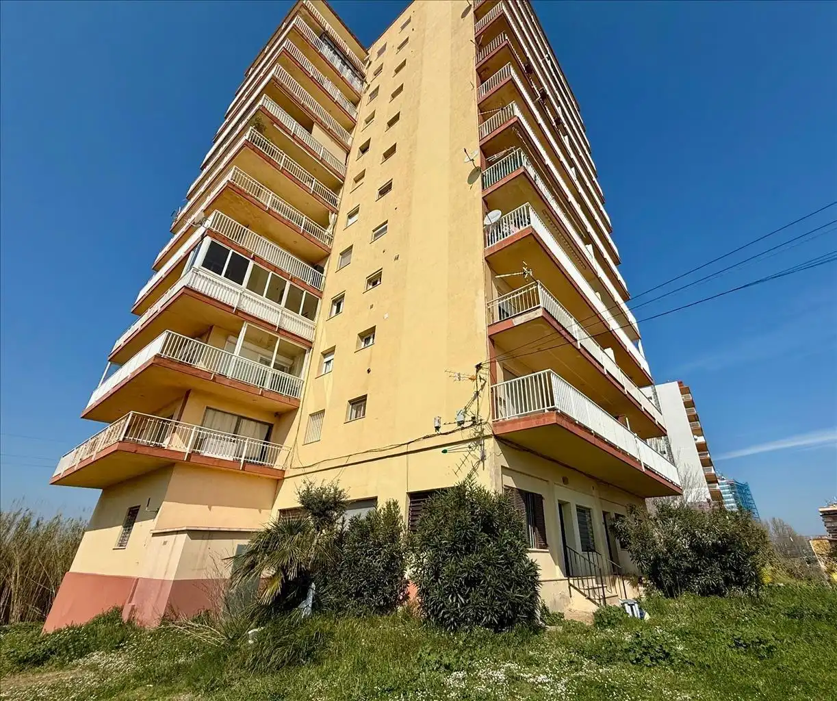Piano terra con ascensore in vendita a Sant Pere Pescador, imagen 11