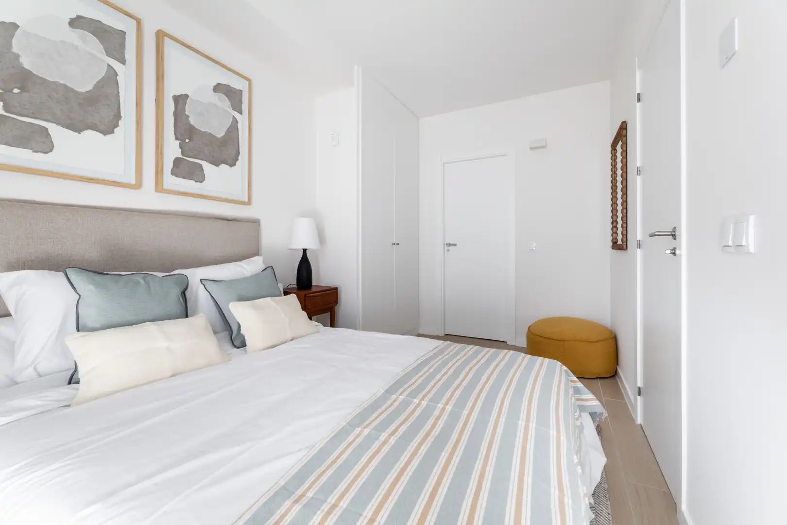 Bedroom of Apartments for rent in Madrid  with Air Conditioner, Heating and Terrace