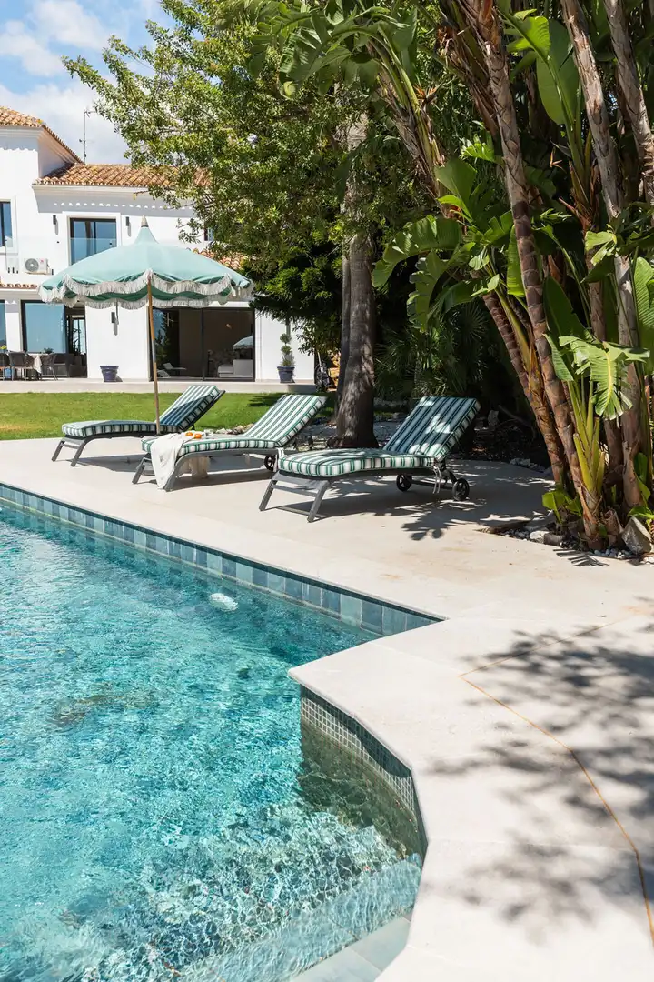 Piscina de Casa o chalet en venta en Benahavís con Terraza