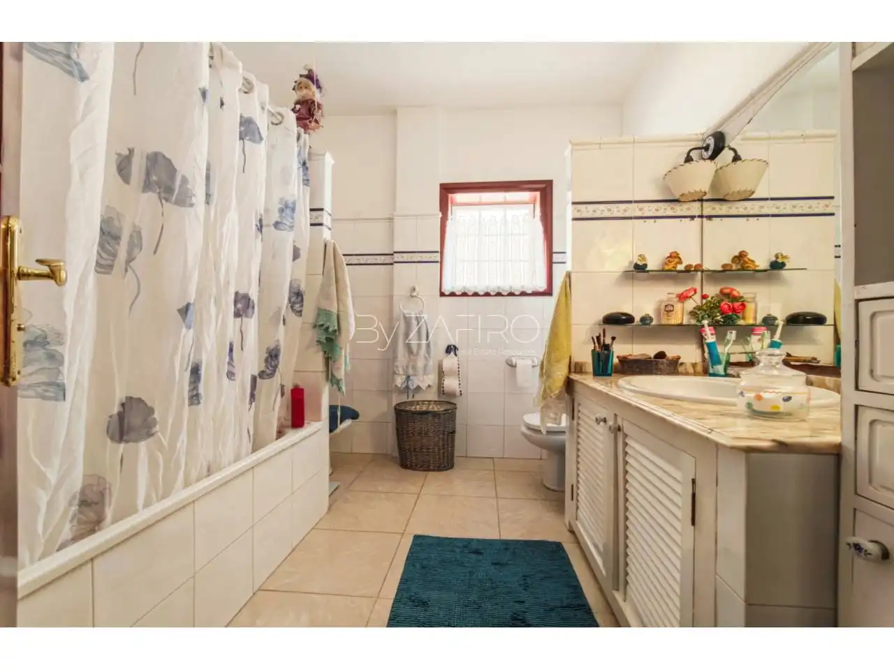 Bany de Casa o xalet en venda en San Cristóbal de la Laguna amb Jardí privat, Parquet i Terrassa