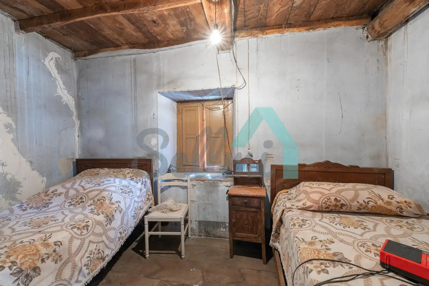 Schlafzimmer von Einfamilien-Reihenhaus zum Verkauf in Quirós mit Privatgarten und Terrasse