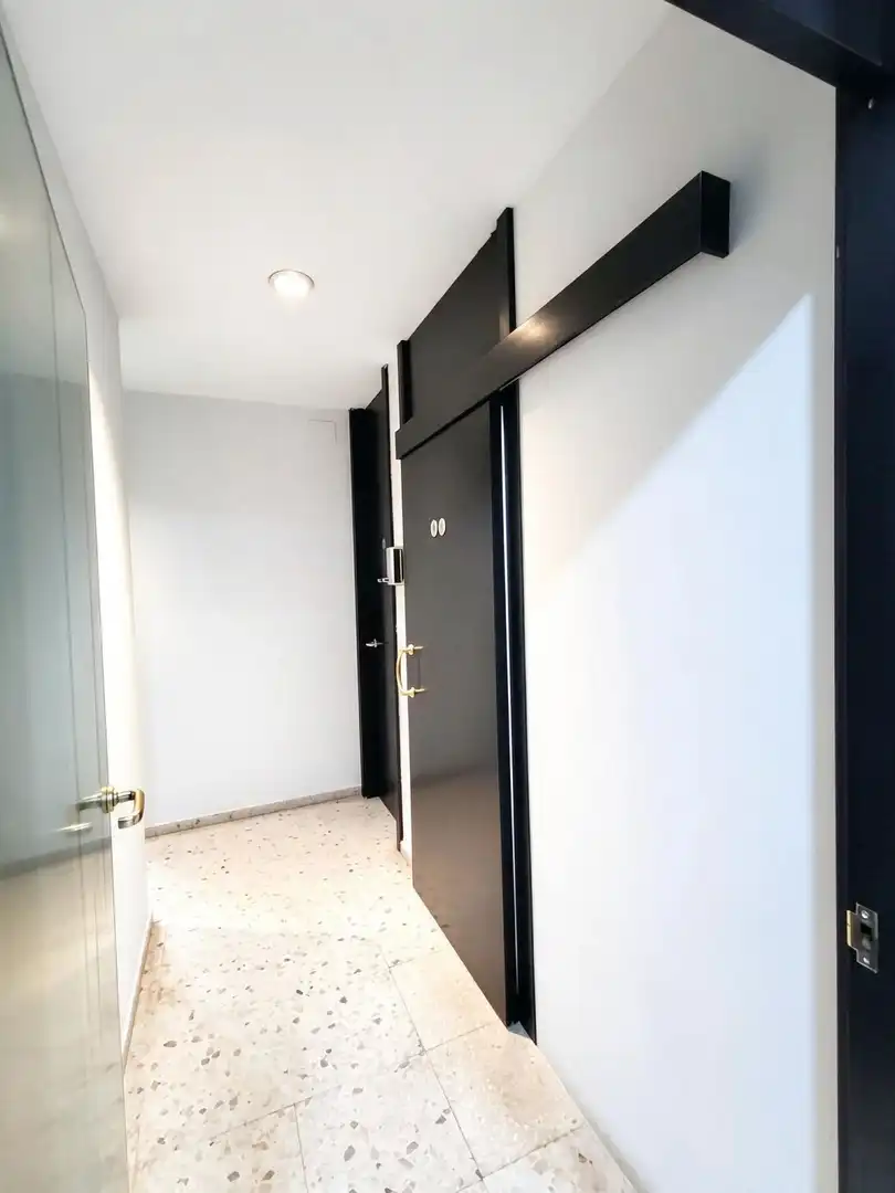 Office space with lift for sale in Casco Antiguo, imagen 11