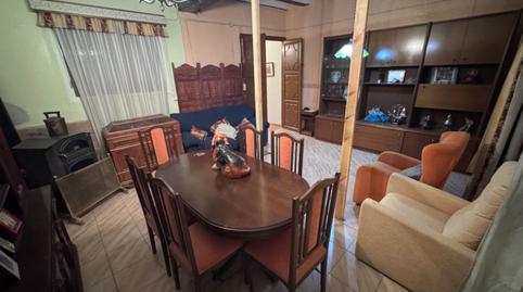 Foto 3 de Casa adosada en venda a Calle Baja, El Rabal, Villena