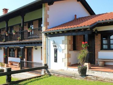 Casa amb jardí en venda a La roza
