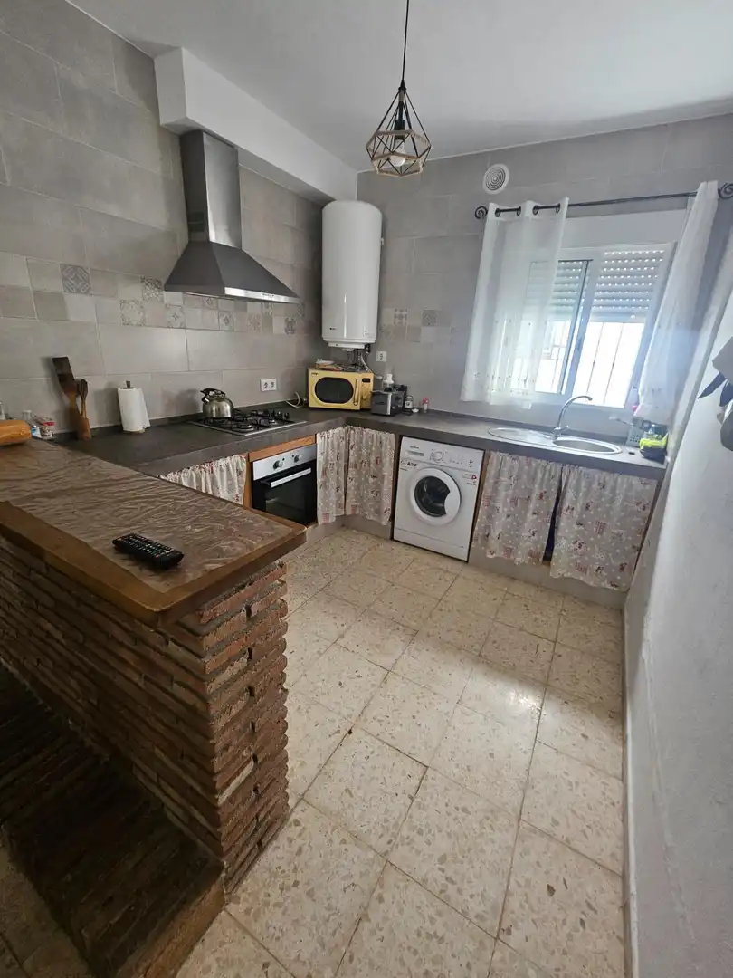 Cuina de Finca rústica en venda en Vejer de la Frontera amb Jardí privat i Piscina