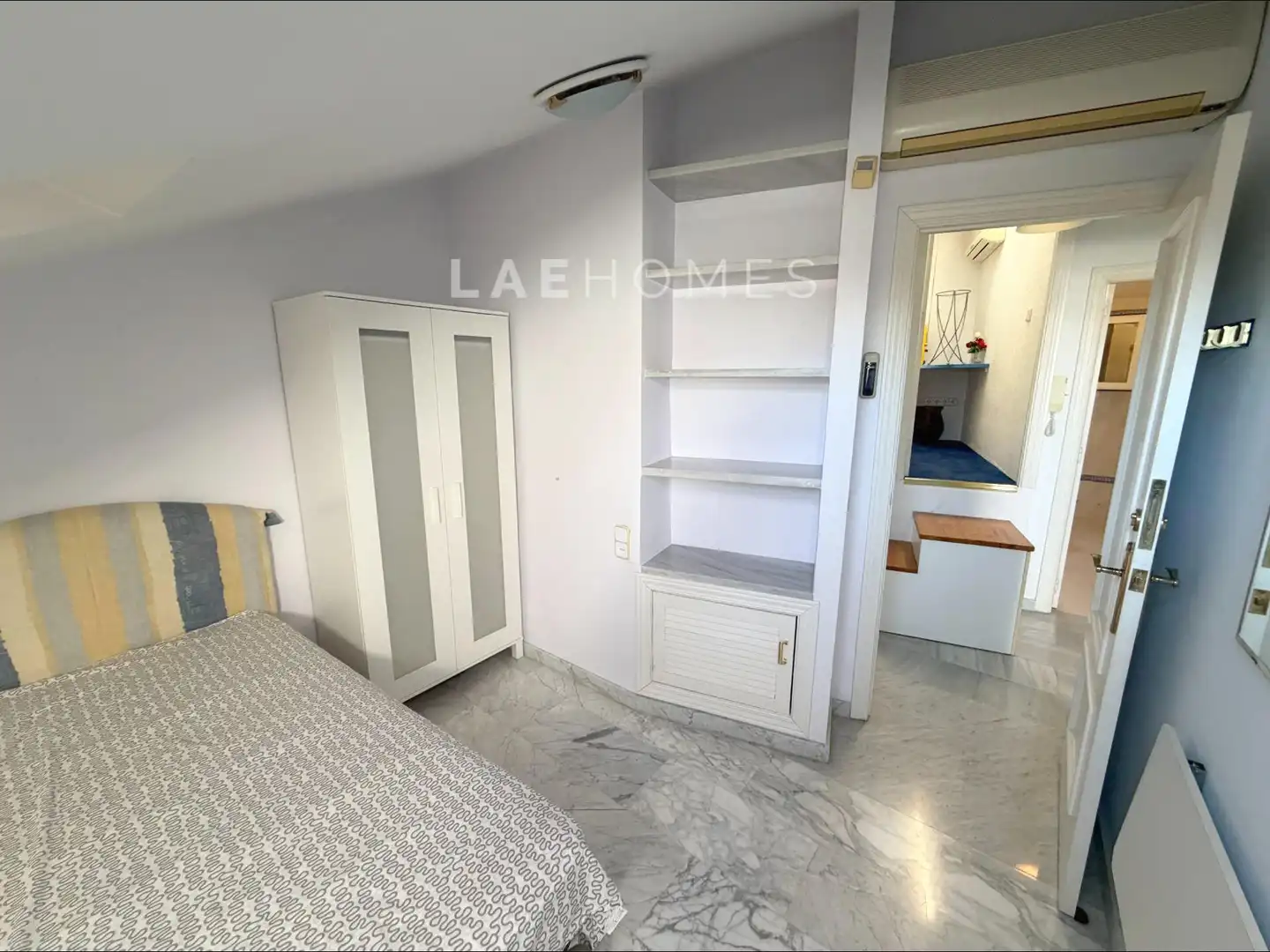 Schlafzimmer von Maisonette zum Verkauf in Jaén mit Klimaanlage und Balkon