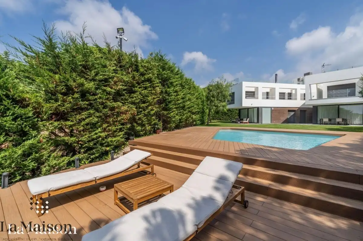 Terrassa de Casa o xalet en venda en Sant Andreu de Llavaneres amb Aire condicionat, Calefacció i Jardí privat