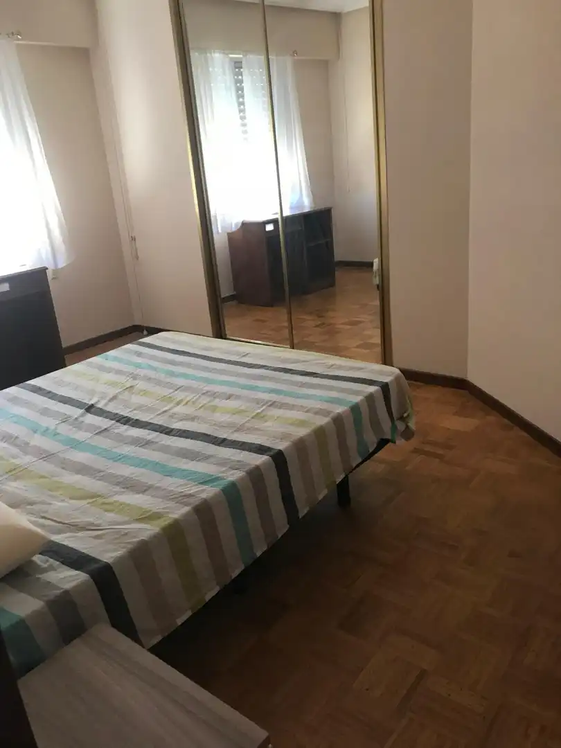 Piso con terraza en venta en Calle Marqués de Murrieta, imagen 3
