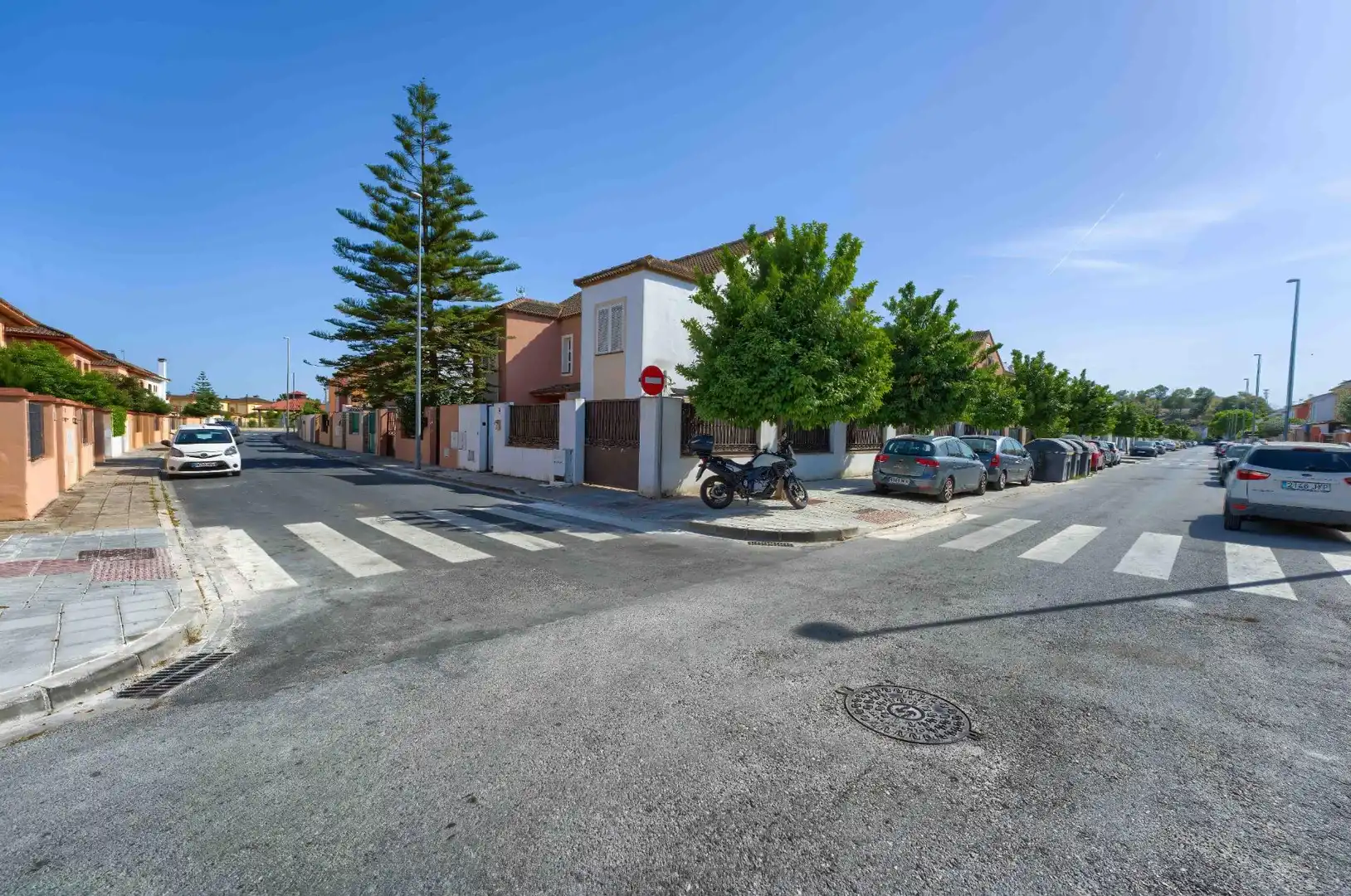 Exterior view of Houses for sale in Coria del Río  with Private garden and Terrace