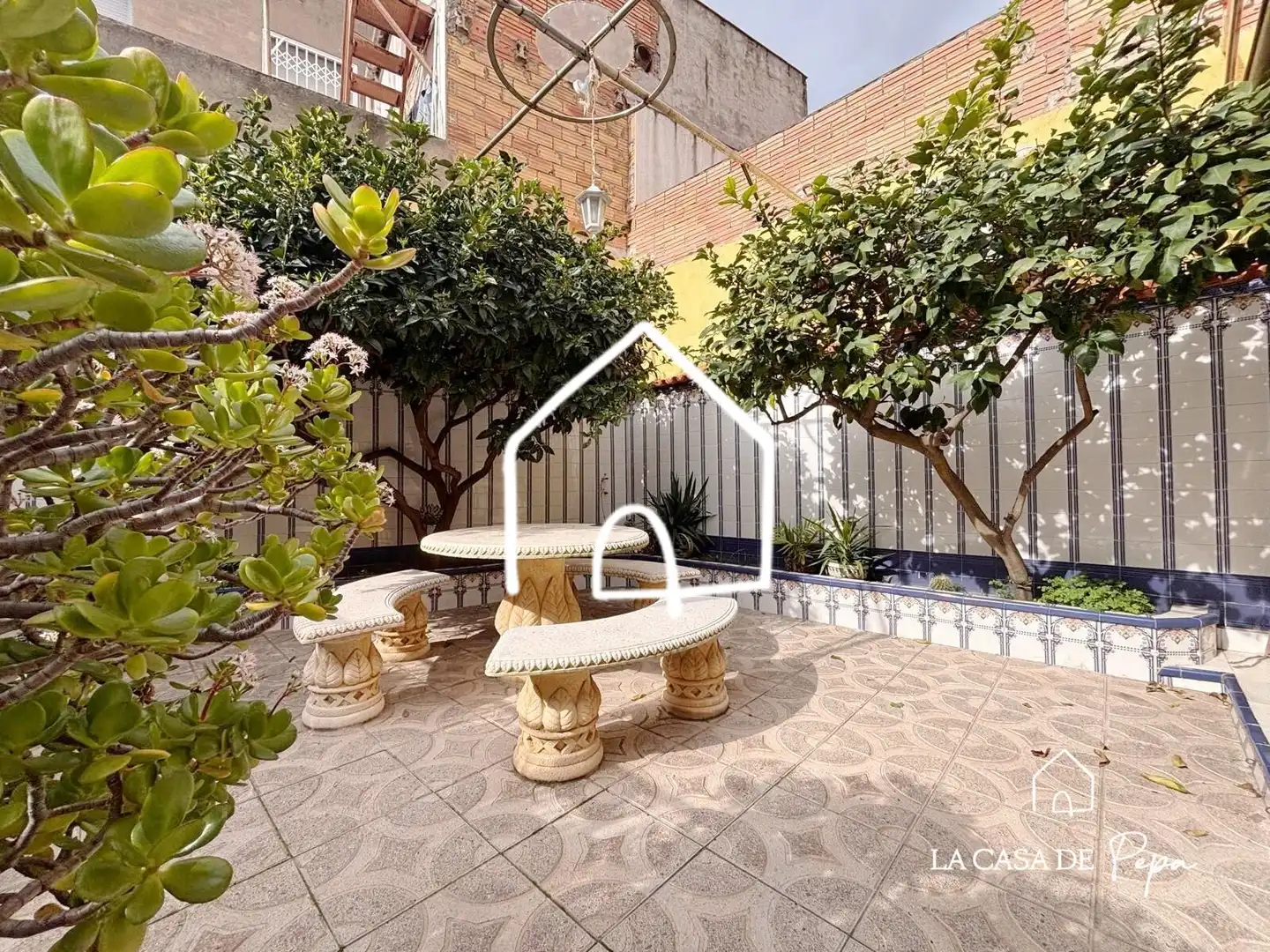 Terraza de Casa adosada en venta en Viladecans con Aire acondicionado, Calefacción y Jardín privado
