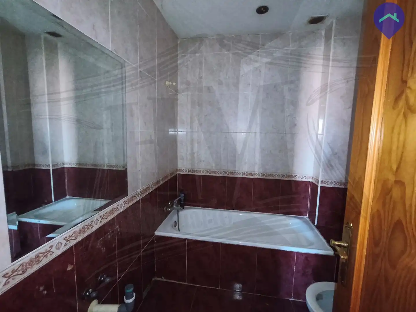 Baño de Casa o chalet en venta en Villanueva de la Torre con Jardín privado, Trastero y Alarma
