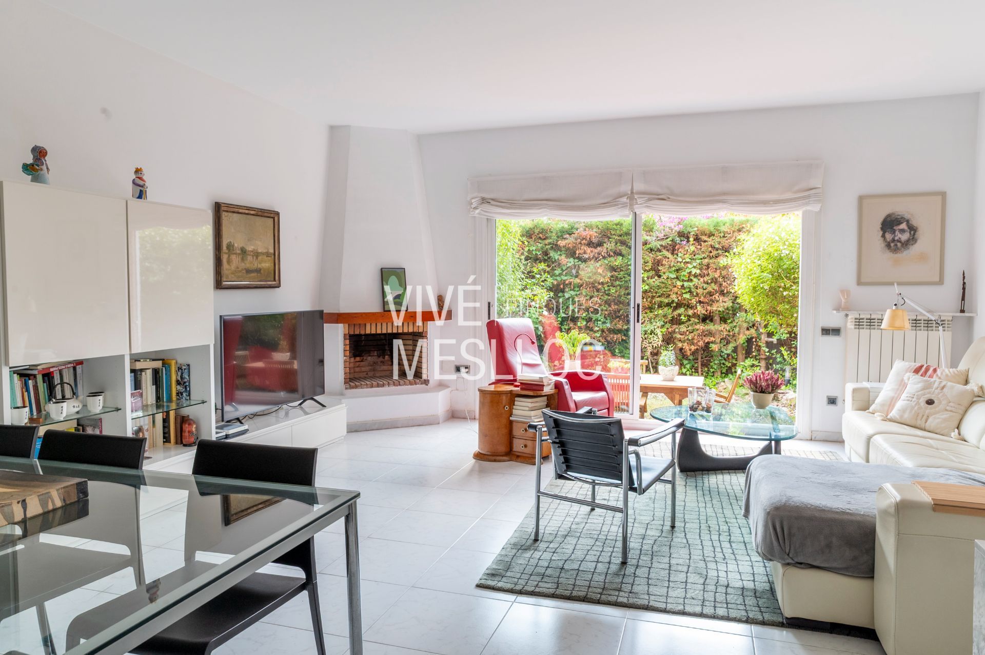 Living room of Single-family semi-detached for sale in El Masnou  with Heating, Private garden and Terrace