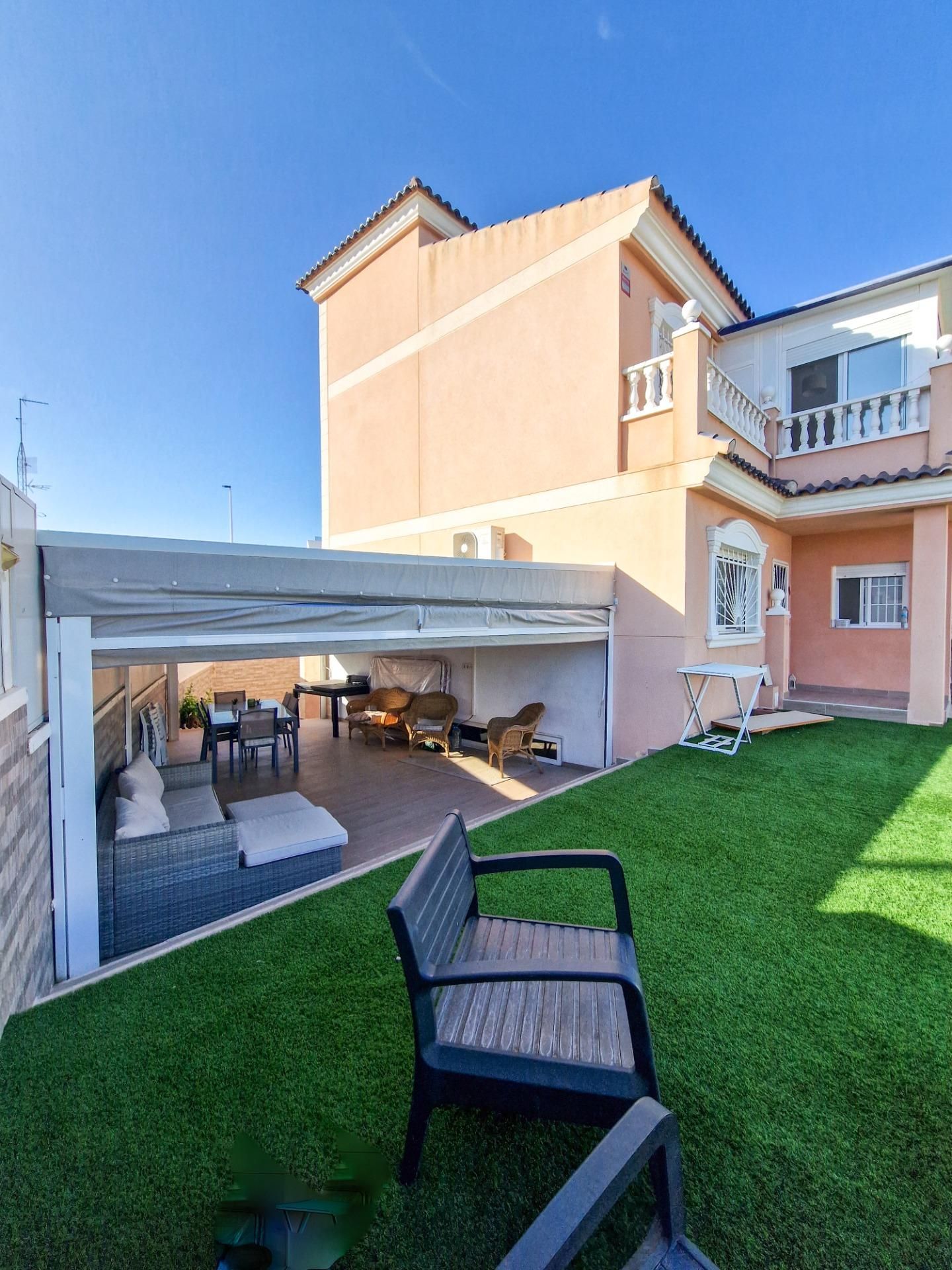 Terrace of House or chalet for sale in Santa Pola  with Air Conditioner, Heating and Private garden