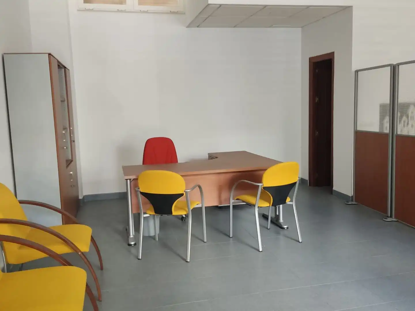 Local de alquiler en Huelva con Aire acondicionado y Amueblado