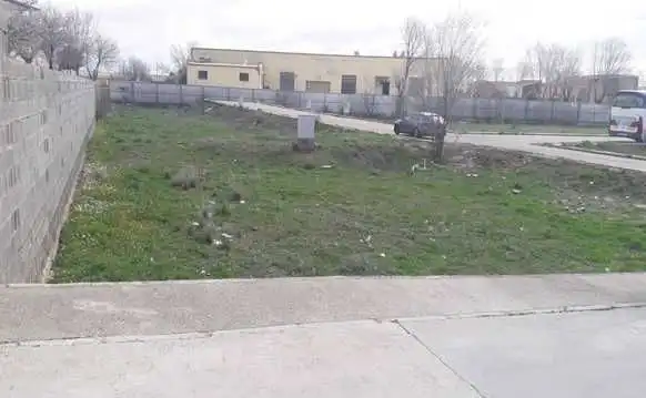Residencial en venta en Calle Turina, Dosbarrios