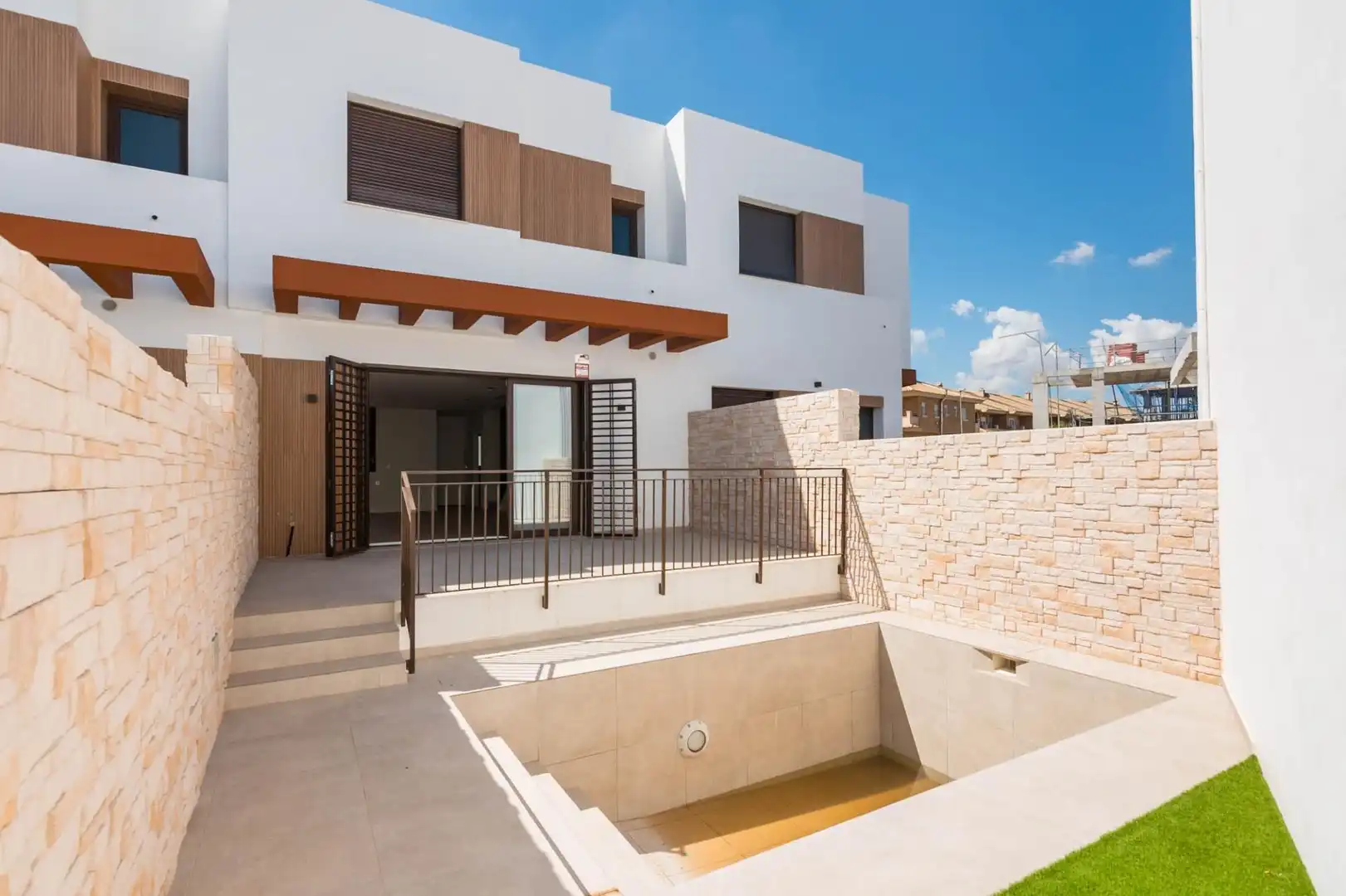 Casa a schiera con piscina in vendita a Calle SIERRA DE LAS MORERAS 12