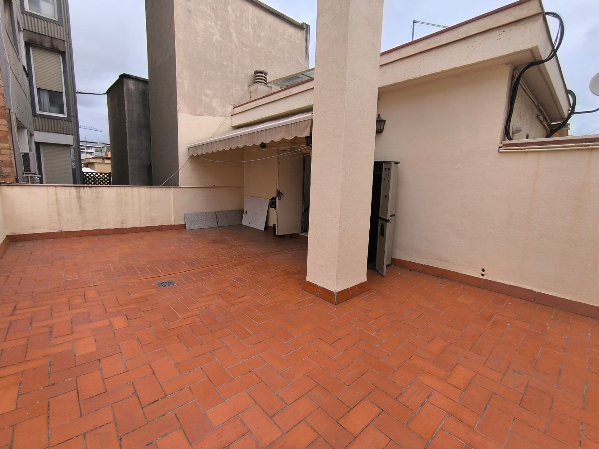 Terrace of Duplex for sale in L'Hospitalet de Llobregat  with Air Conditioner, Heating and Terrace