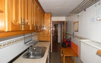 Küche von Wohnung zum verkauf in Leganés mit Klimaanlage, Heizung und Parkett