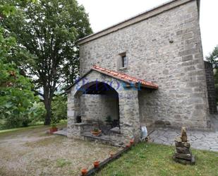 Außenansicht von Country house zum verkauf in Entrambasaguas mit Terrasse