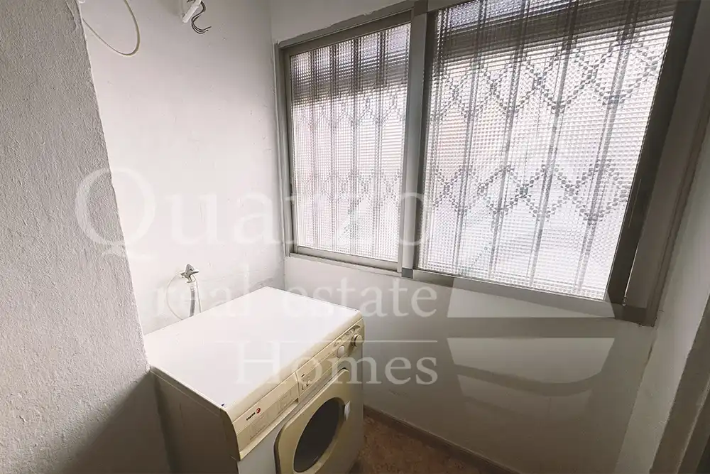 Habitación de Piso en venta en Valencia con Calefacción y Balcón