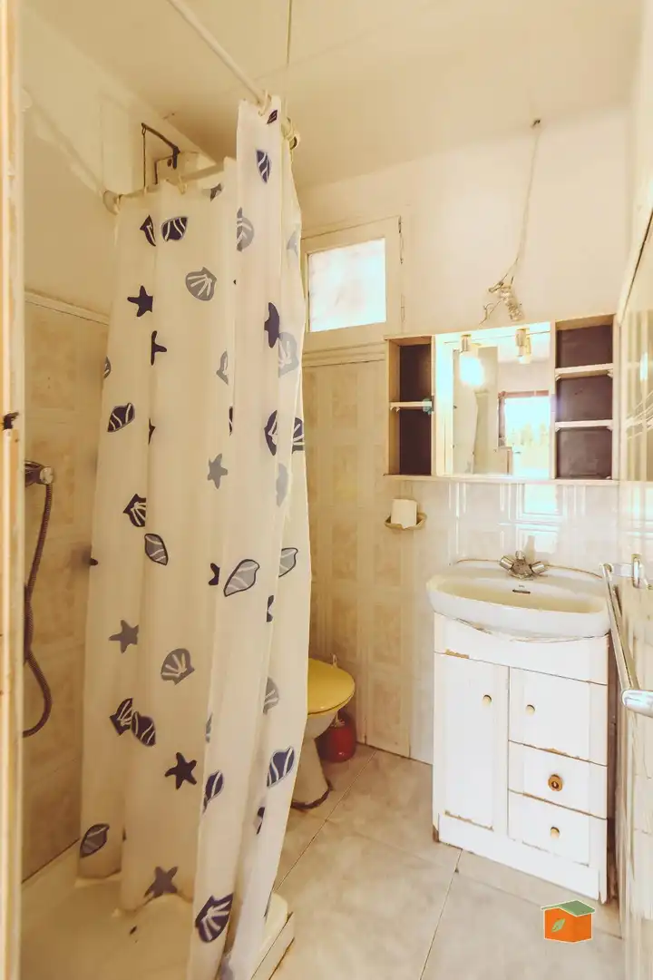 Bathroom of Country homes for sale in Tortosa  with Private garden, Storage room and Swimming Pool