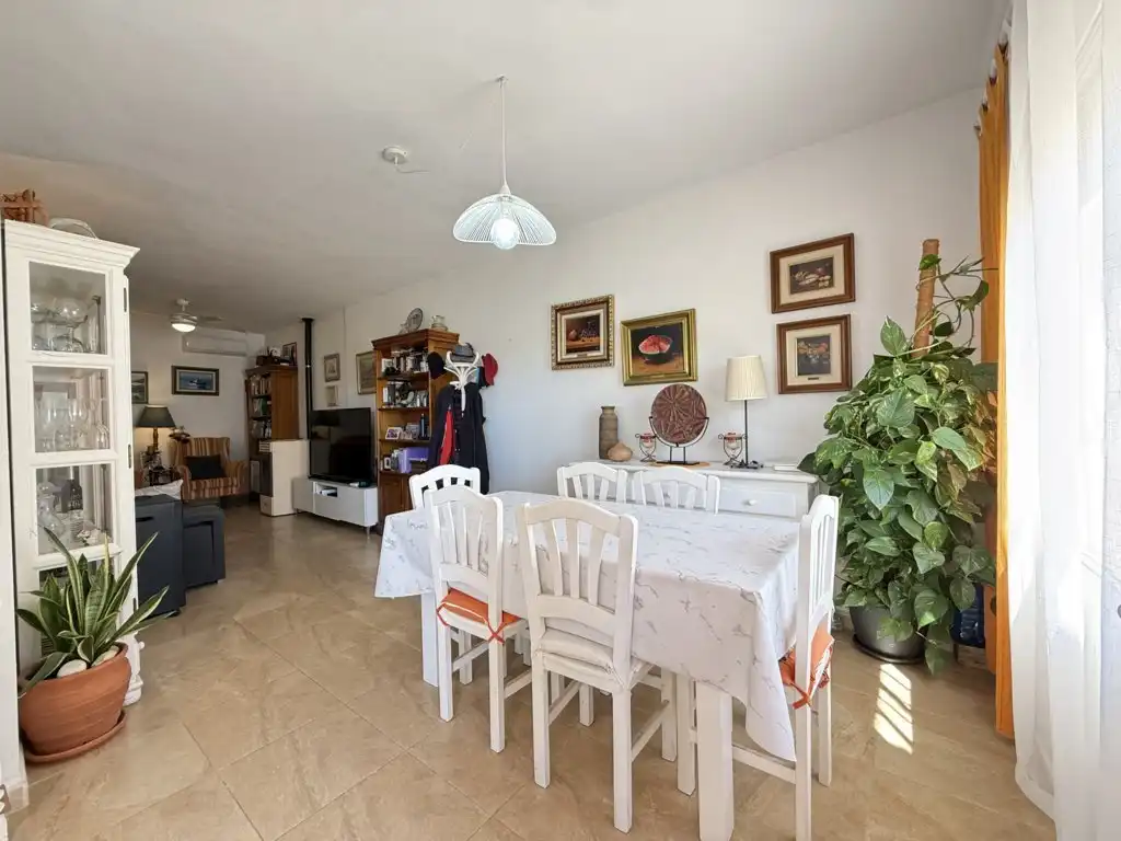 Menjador de Casa o xalet en venda en Orihuela amb Aire condicionat, Moblat i Rentadora