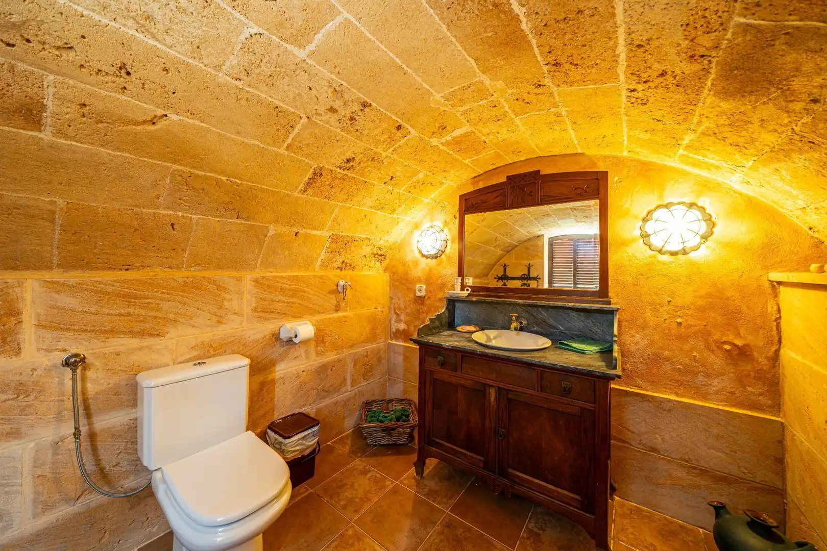Baño de Finca rústica en venta en Algaida con Aire acondicionado, Calefacción y Jardín privado