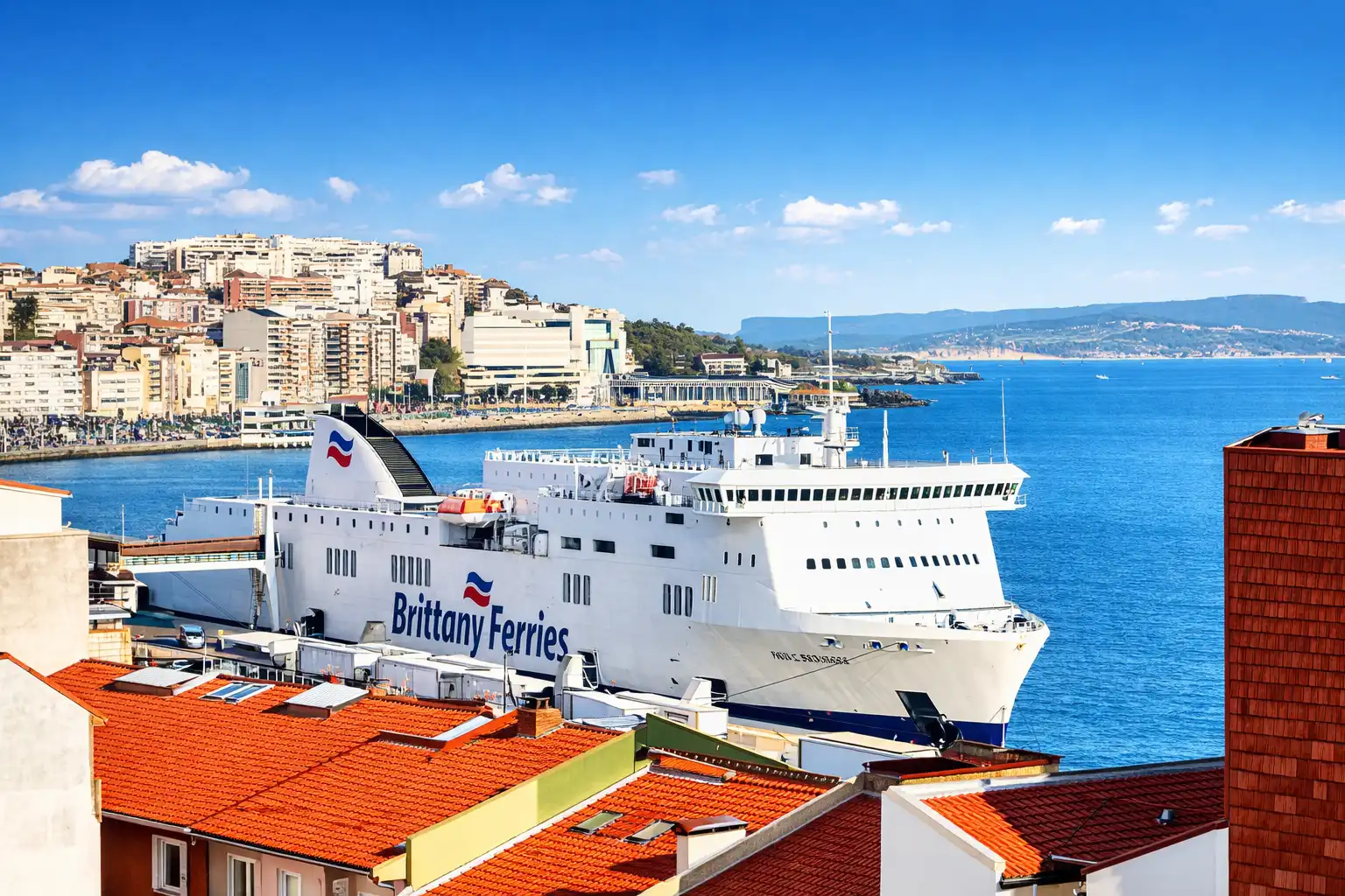 Exterior view of Flat for rent in Santander  with Heating, Furnished and Oven