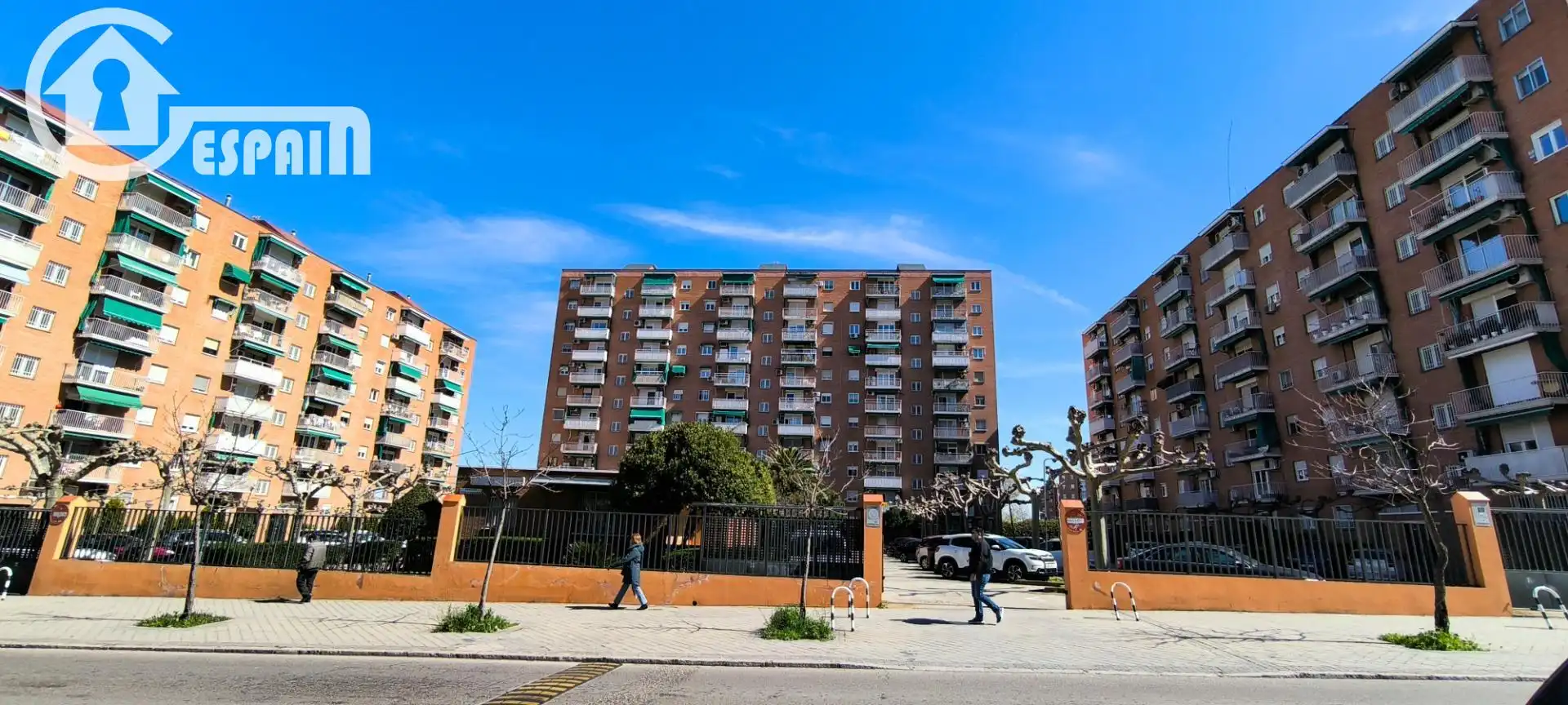 Exterior view of Flat for sale in  Madrid Capital  with Air Conditioner, Parquet flooring and Terrace