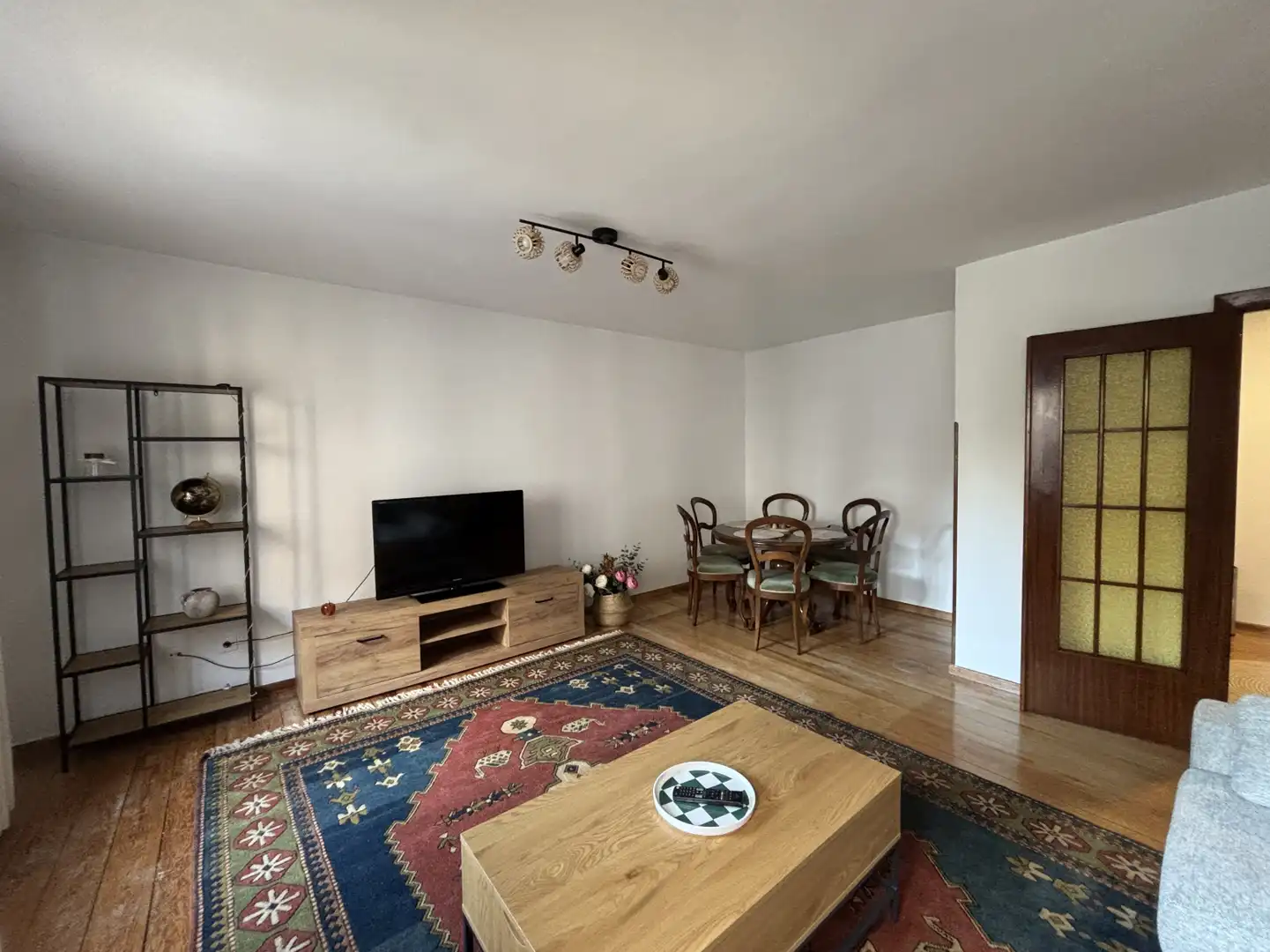 Flat with terrace to rent in Villaviciosa - Amandi, imagen 2