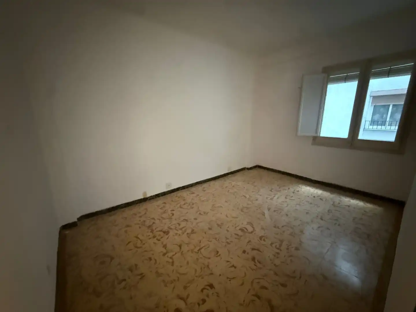 Bedroom of Flat for sale in Barcelona  with Air Conditioner