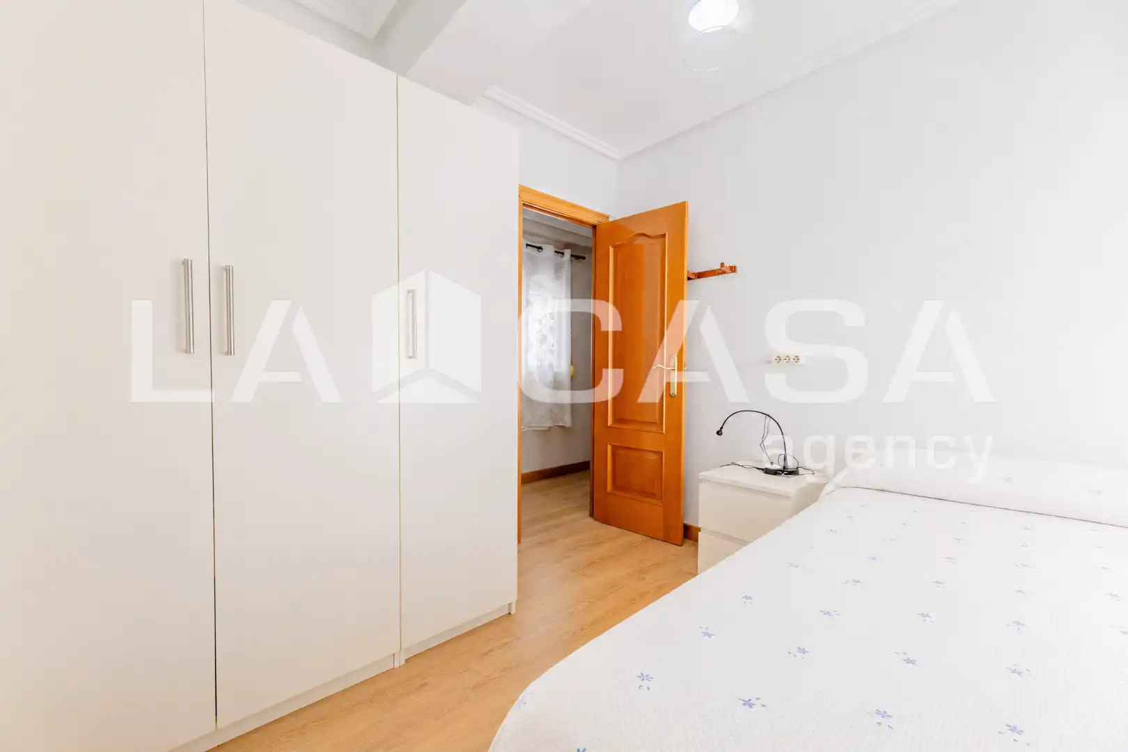 Habitación de Piso en venta en Valencia con Amueblado y Balcón