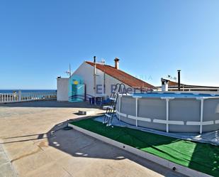 Vista exterior de Àtic en venda en Cartagena amb Aire condicionat, Terrassa i Balcó