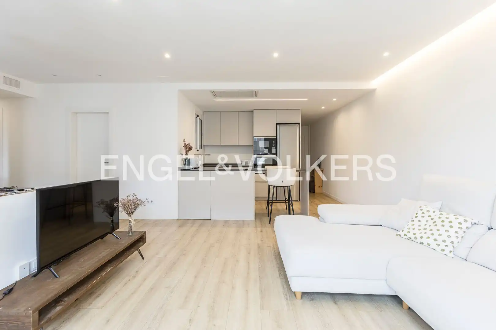 Wohnzimmer von Wohnung zum Verkauf in Barcelona mit Klimaanlage, Heizung und Parkett