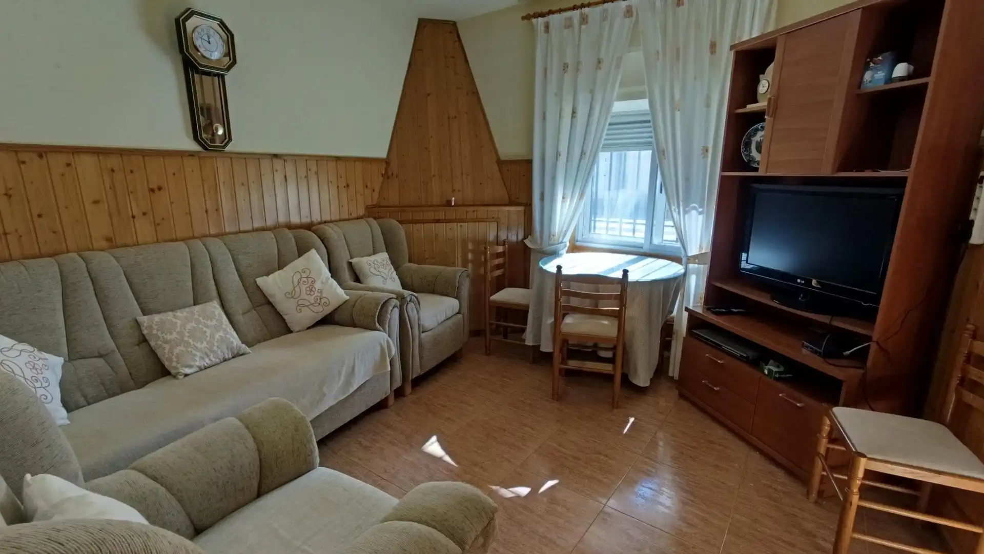 Sala de estar de Casa o chalet en venta en Minaya con Calefacción y Amueblado