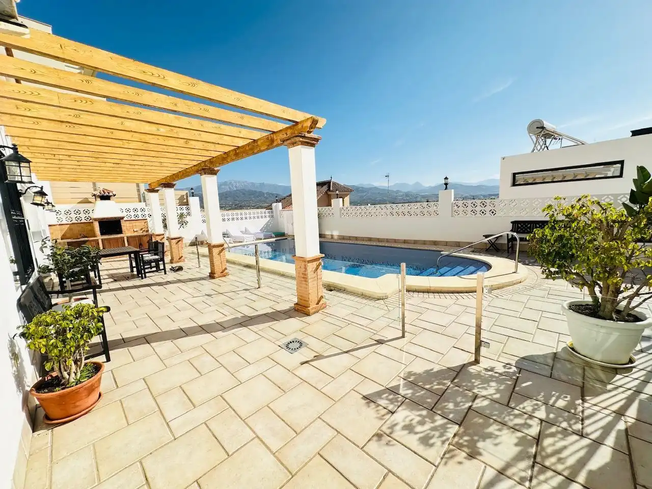 Villa con piscina in vendita a Torre del Mar, imagen 11