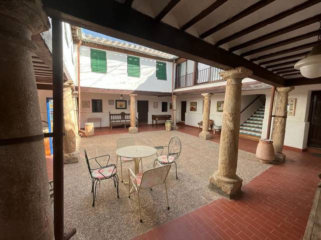 Casa-chalet en Venta en Valdelomar en Membrilla