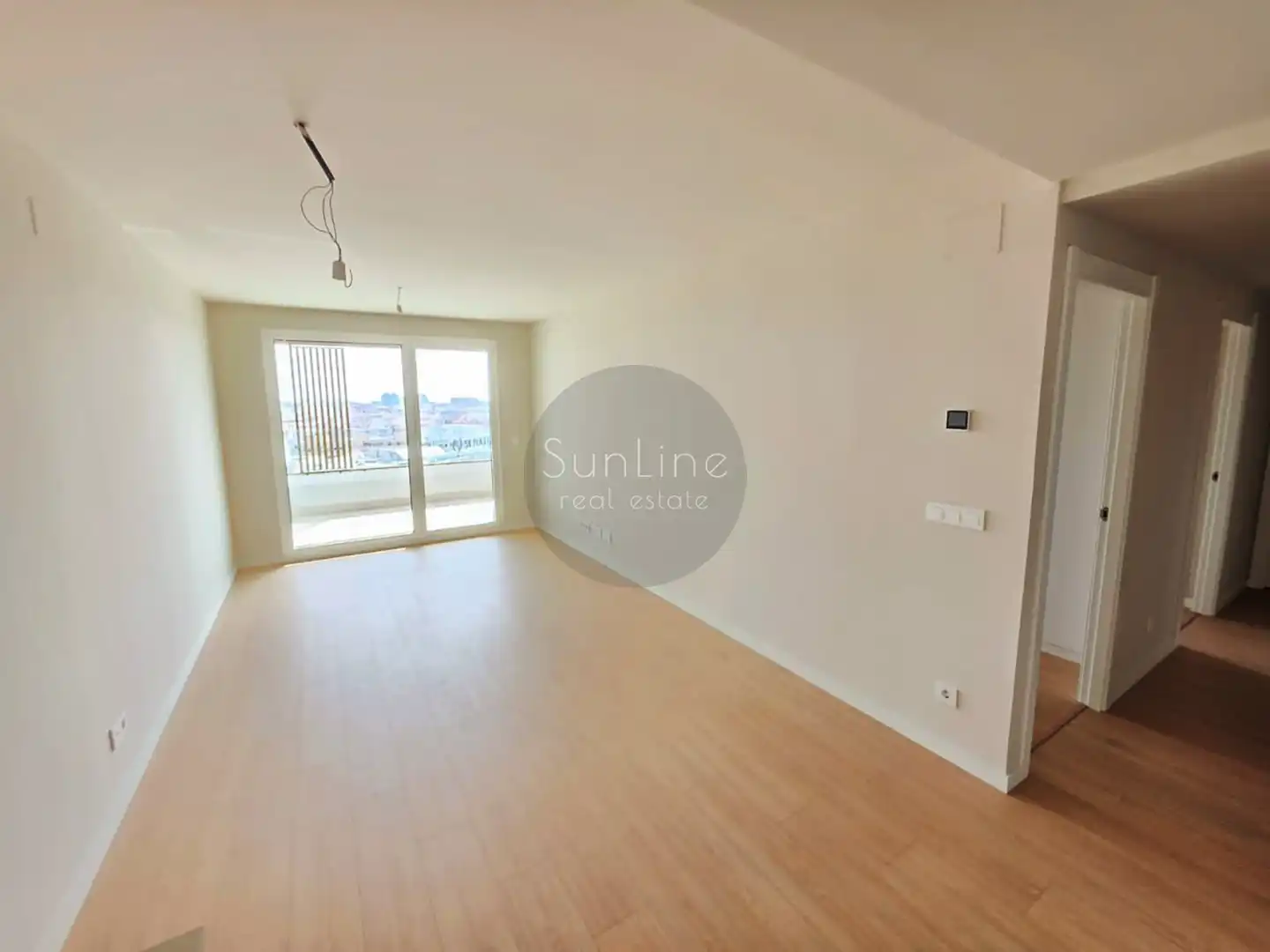 Appartamento con terrazza in affitto a Calle Doctor Domagk, imagen 3