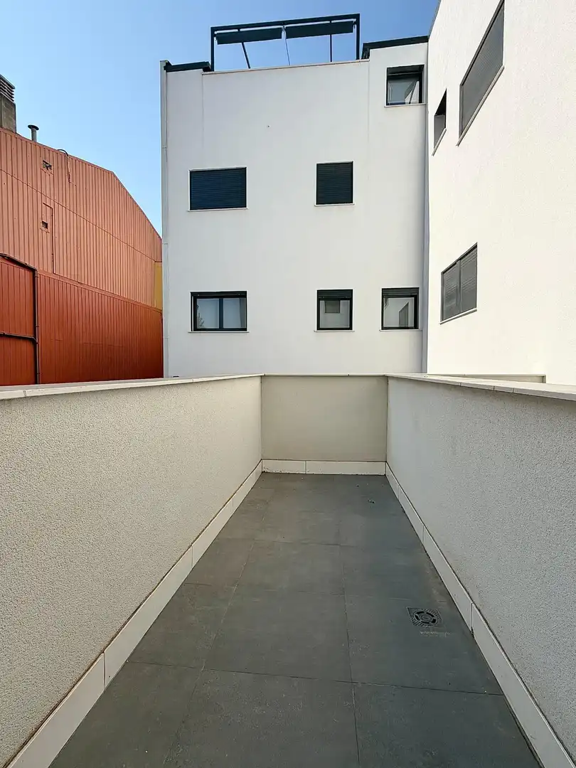 Terrasse von Wohnung zur Miete in Terrassa