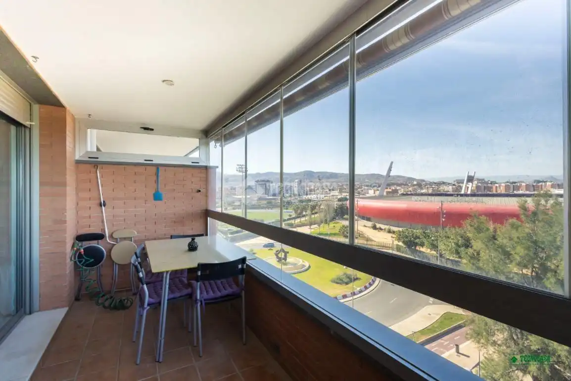 Terraza de Piso en venta en Almería con Terraza, Trastero y Piscina comunitaria